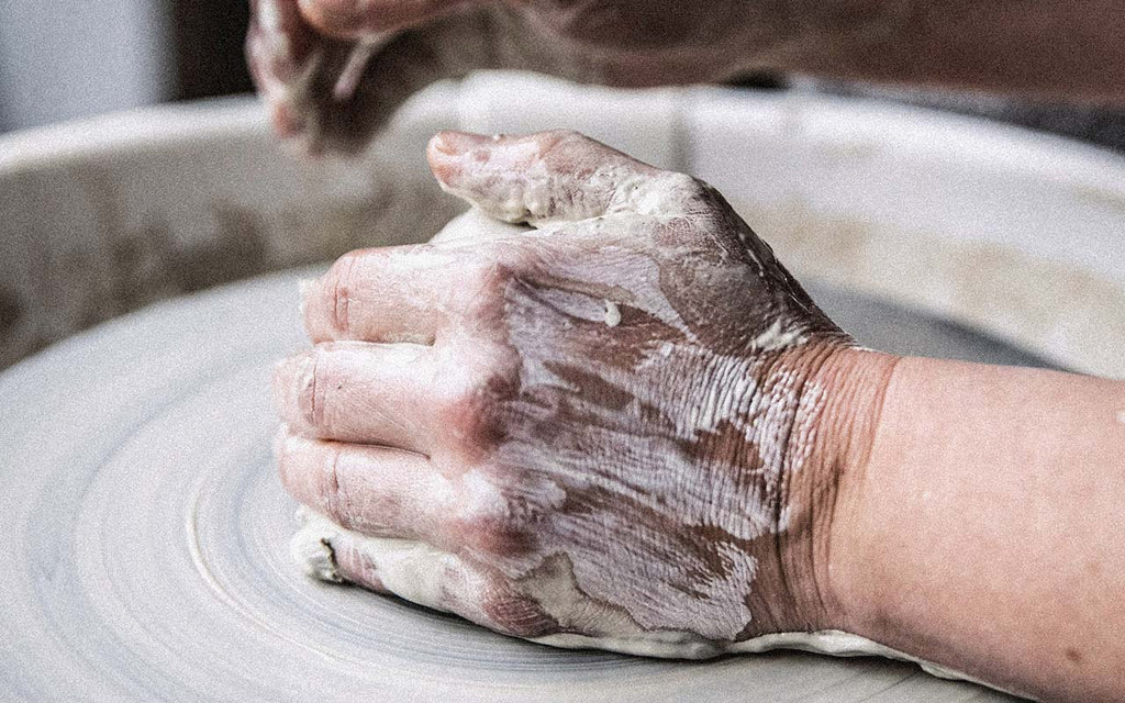 Wekelijkse middagcursus pottenbakken op zaterdag voor beginners en gevorderden (Trimester 3 2023-2024)