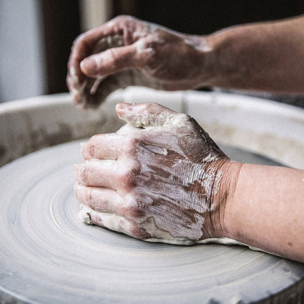 Wekelijkse namiddagcursus pottenbakken op zaterdag voor beginners en gevorderden (Trimester 3 2022-2023)